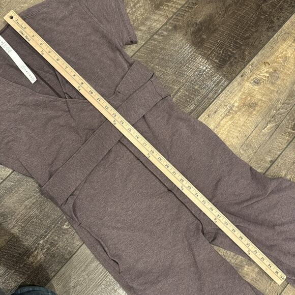 Lululemon Its a Tie Heathered Purple Jumpsuit Size 2 - Picture 8 of 10